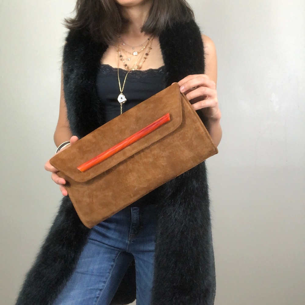 ⛔️SOLD⛔️Vintage Brown Faux Suede Clutch Purse - Picture 2 of 8